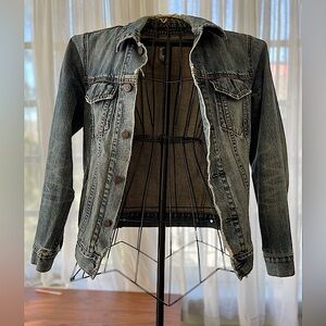 GAP vintage denim disstressed Heavyweight Jean Jacket   XS